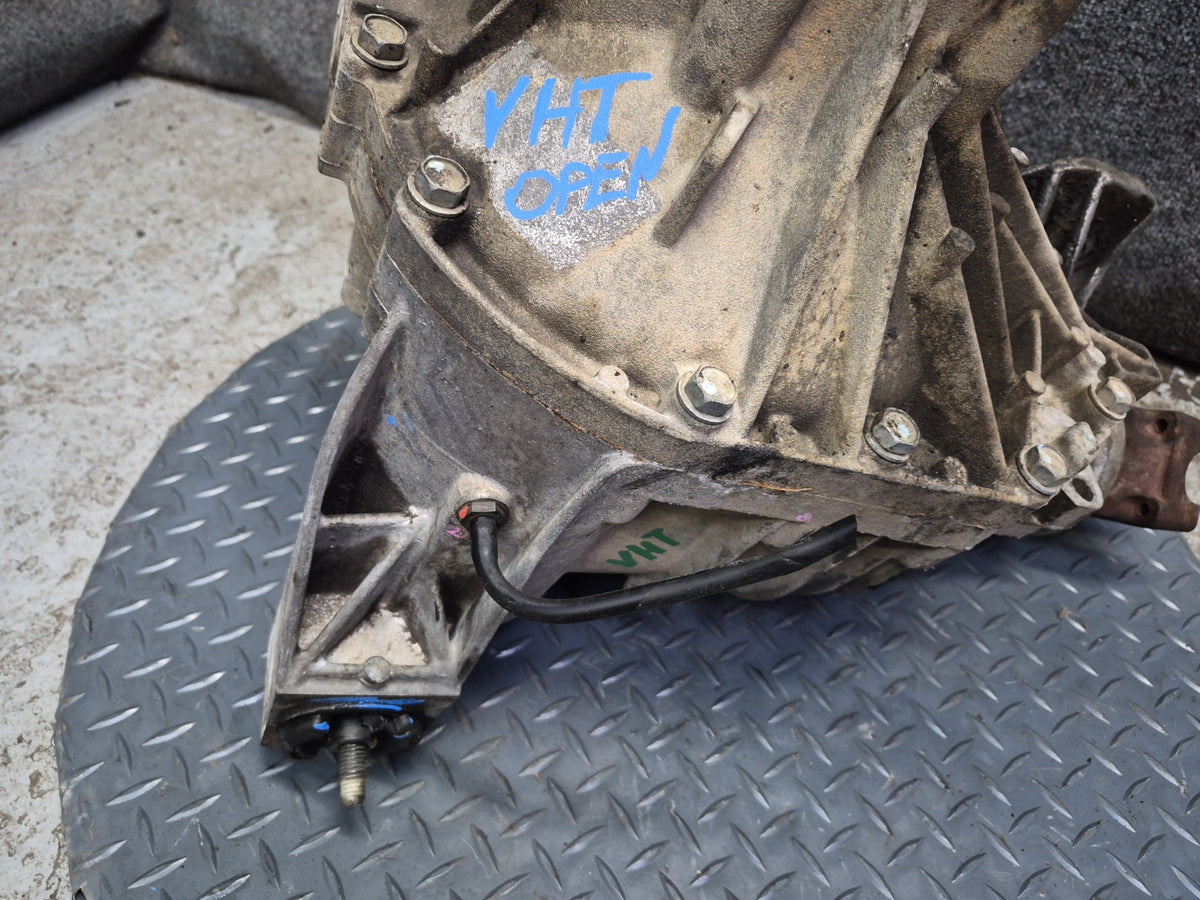 2003-2007 Hummer H2 4WD 4x4 Front Differential Carrier 4.10 Ratio