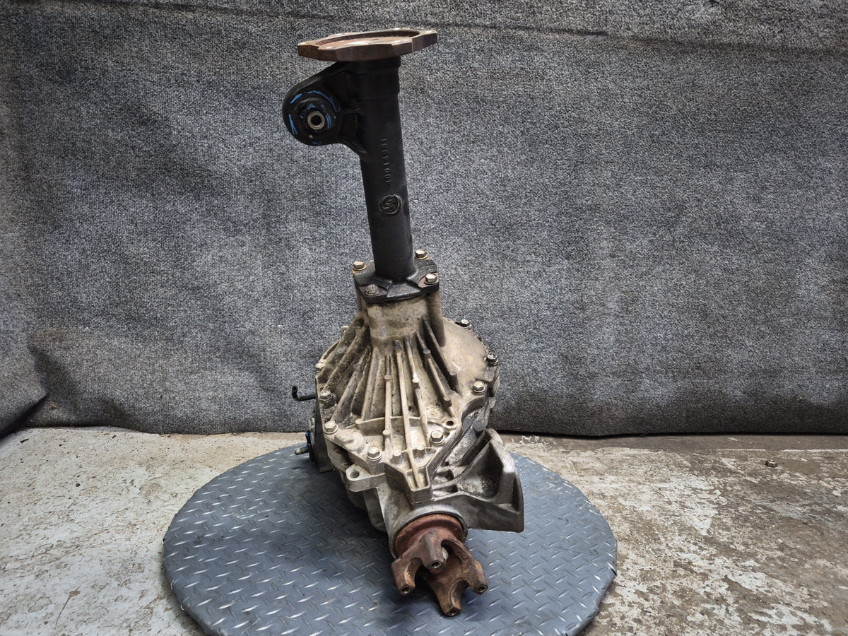 2003-2007 Hummer H2 4WD 4x4 Front Differential Carrier 4.10 Ratio