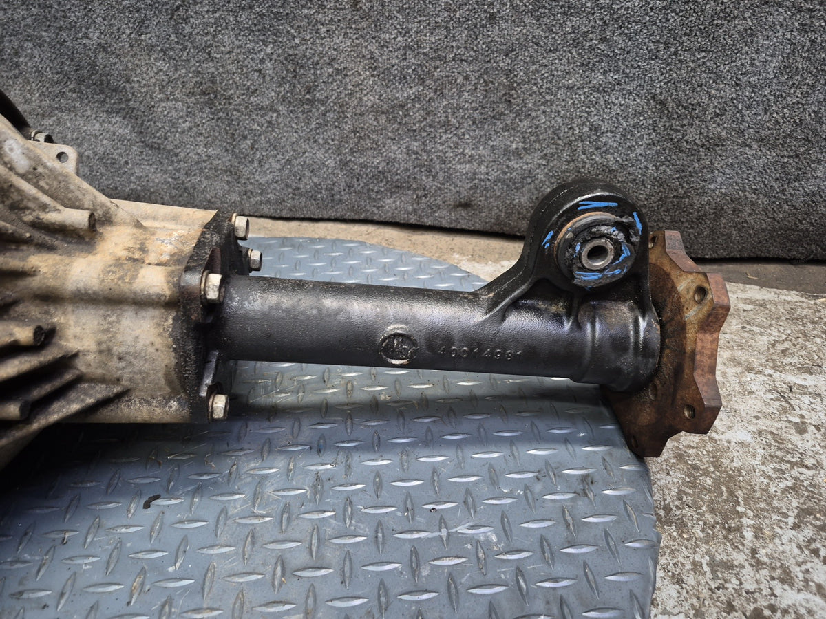 2003-2007 Hummer H2 4WD 4x4 Front Differential Carrier 4.10 Ratio