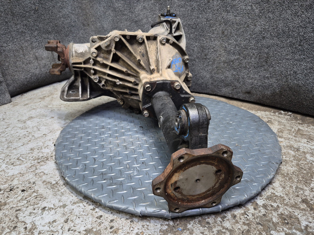2003-2007 Hummer H2 4WD 4x4 Front Differential Carrier 4.10 Ratio