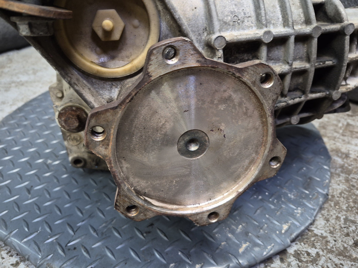 2003-2007 Hummer H2 4WD 4x4 Front Differential Carrier 4.10 Ratio