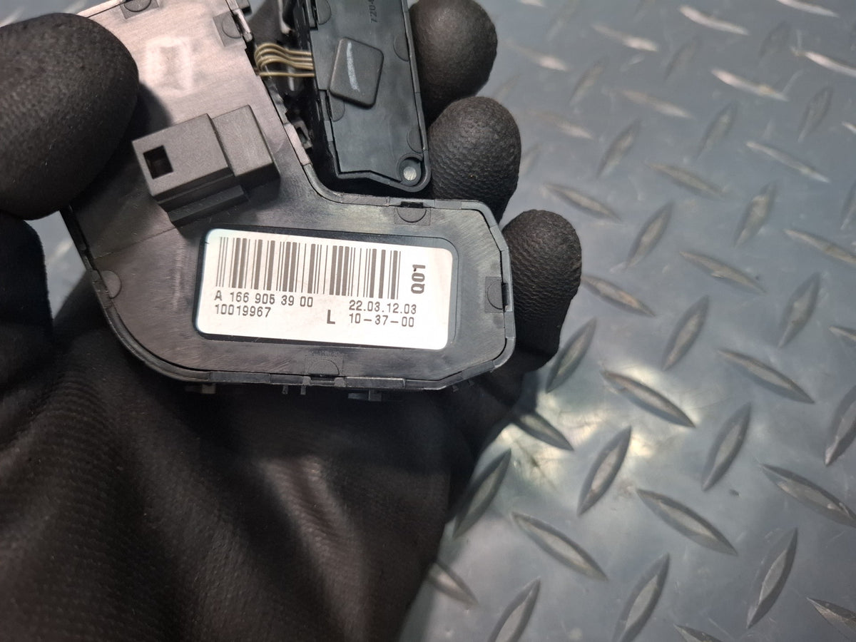 2012-2015 Mercedes W166 ML Front Left Seat Adjustment Door Lock Switch Set