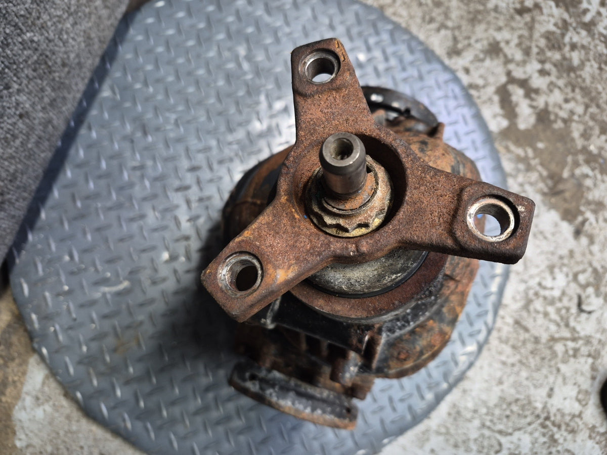 96-98 Mercedes R129 SL500 Rear Axle Differential Carrier 2.65 Ratio 76k Miles