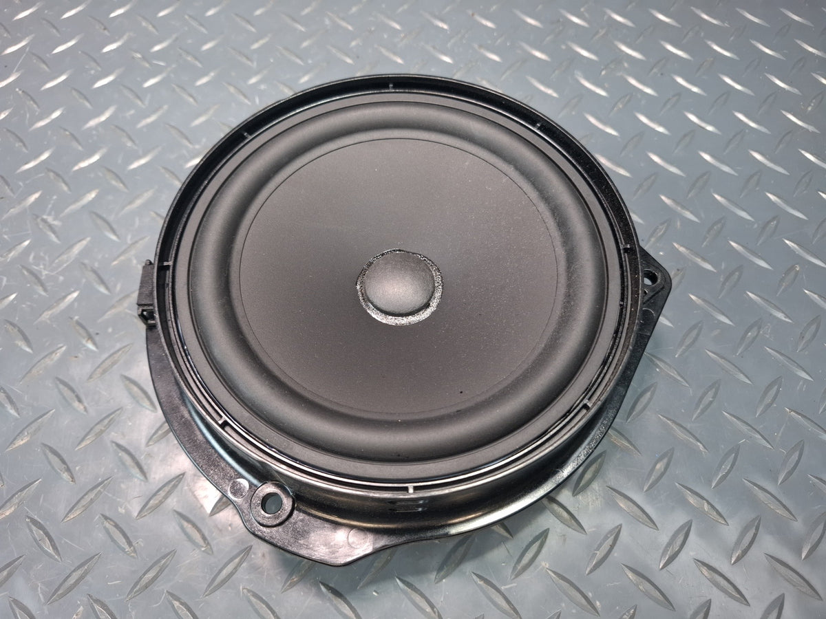 2012-2015 Mercedes W166 ML Set of 2 Rear Door LOGIC7 Speaker 1668202102
