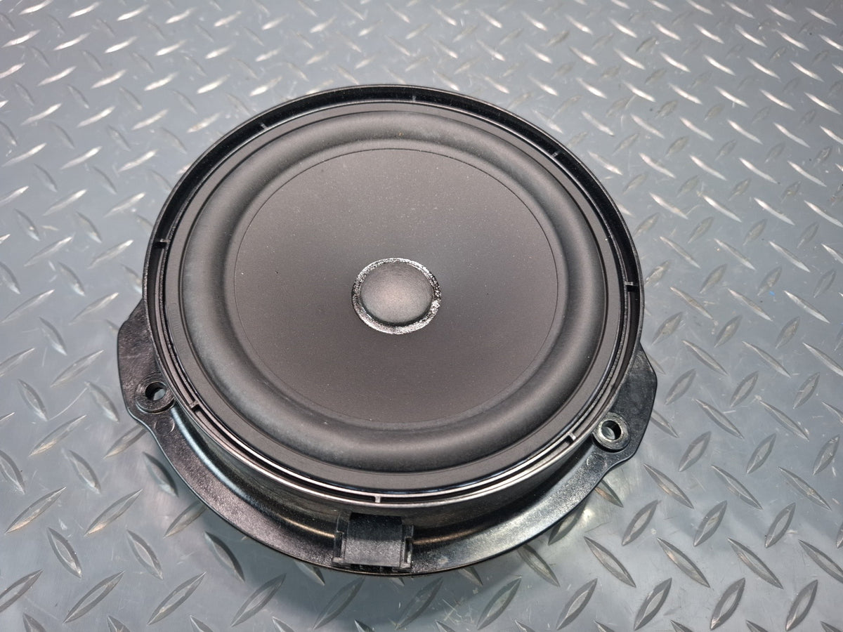 2012-2015 Mercedes W166 ML Set of 2 Rear Door LOGIC7 Speaker 1668202102