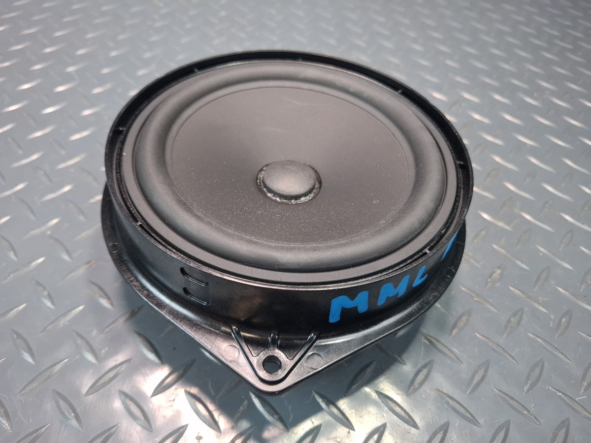 2012-2015 Mercedes W166 ML Set of 2 Rear Door LOGIC7 Speaker 1668202102