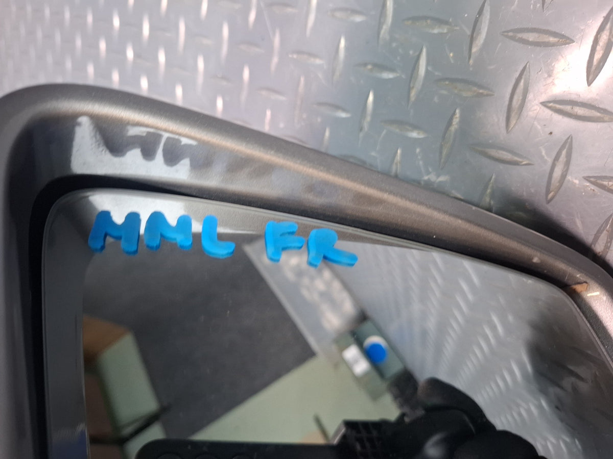 12-15 Mercedes W166 Right Door Heated Side View Mirror W/ Blind Spot Damaged