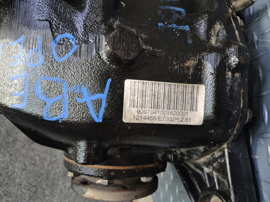 1996-1997 BMW E31 840Ci Rear Axle Differential Carrier 2.81 Ratio