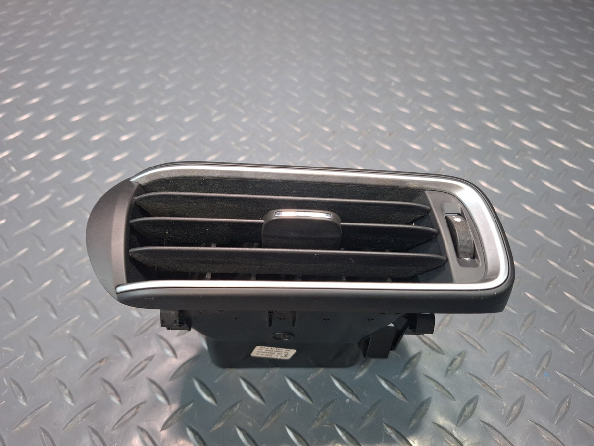 2017-2020 Maserati Levante M161 Dash Front Left A/C Air Vent Grille 6700492830