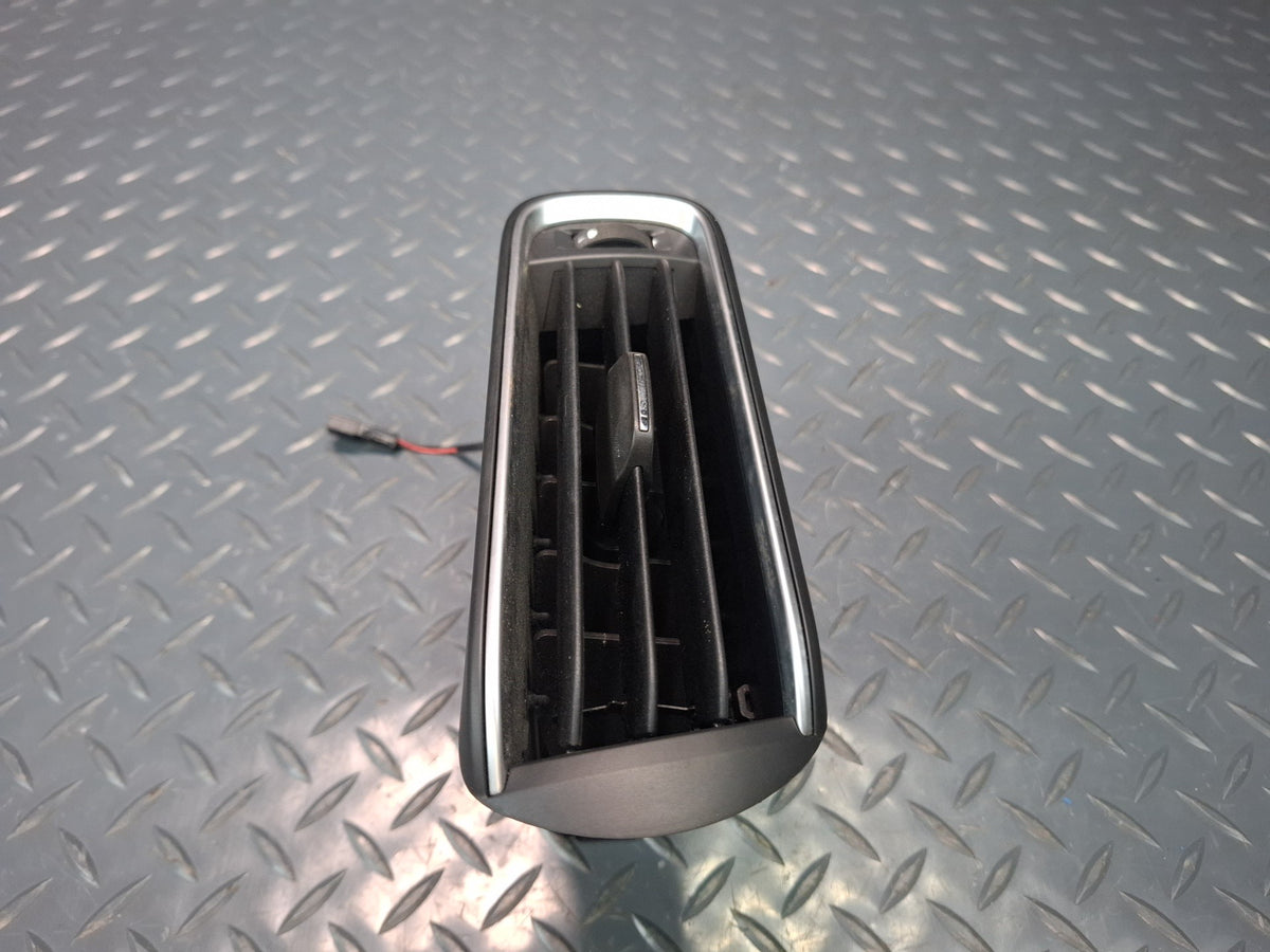 2017-2020 Maserati Levante M161 Dash Front Left A/C Air Vent Grille 6700492830