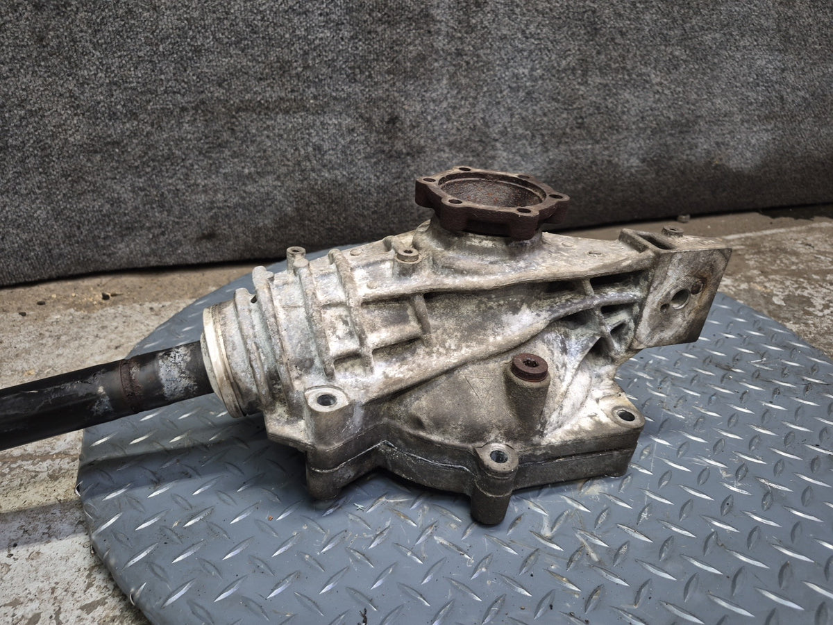 2011-2016 Porsche Panamera 4 970 3.6L Front Differential Axle Carrier 3.90 Ratio