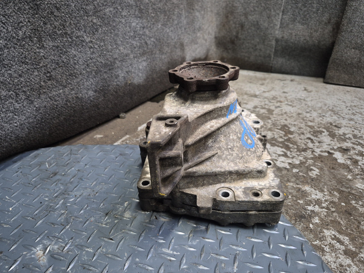2011-2016 Porsche Panamera 4 970 3.6L Front Differential Axle Carrier 3.90 Ratio
