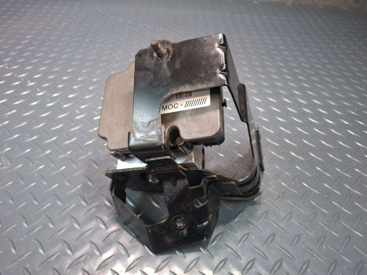 2017-2020 Maserati Levante M161 Anti Lock Brake ABS Pump Module 6701066150