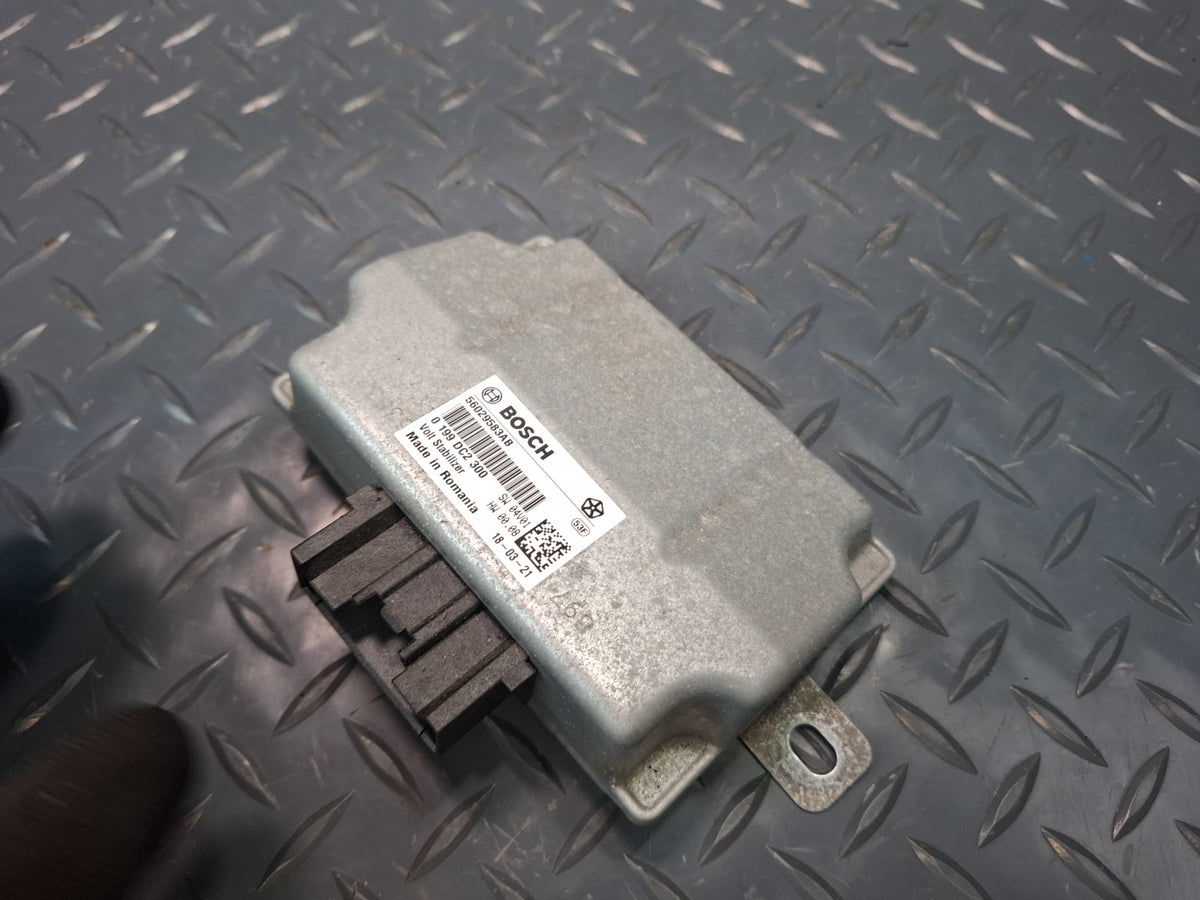 2017-2020 Maserati Levante M161 Voltage Inverter Stabilizer Control Module