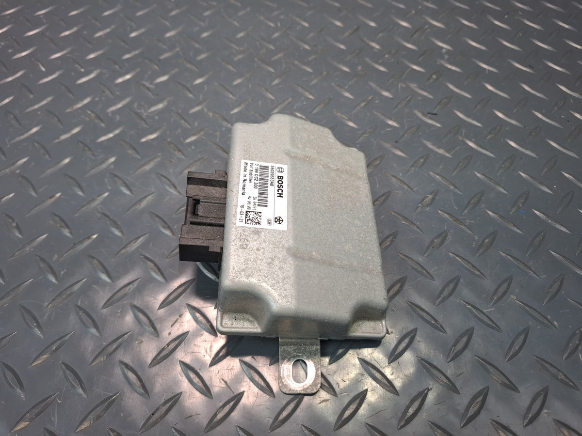2017-2020 Maserati Levante M161 Voltage Inverter Stabilizer Control Module