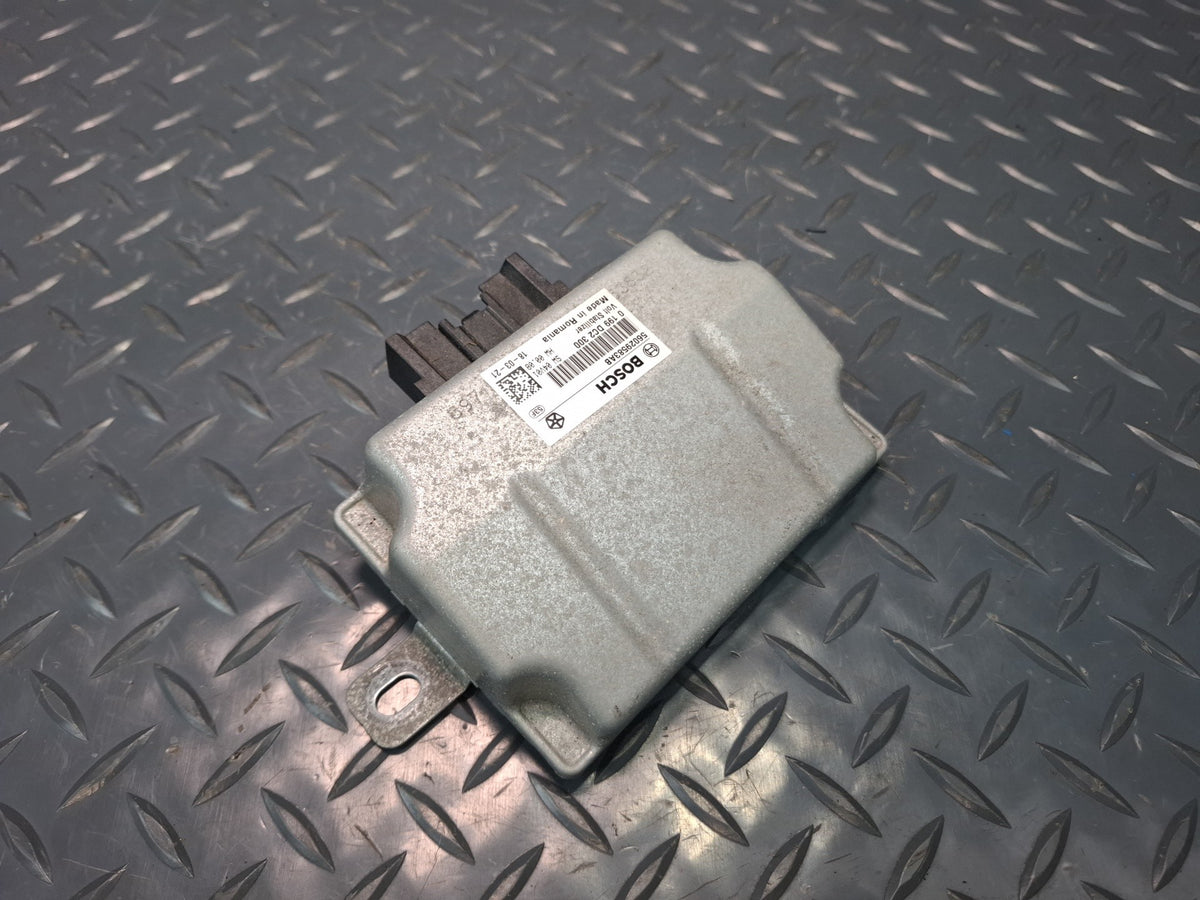 2017-2020 Maserati Levante M161 Voltage Inverter Stabilizer Control Module