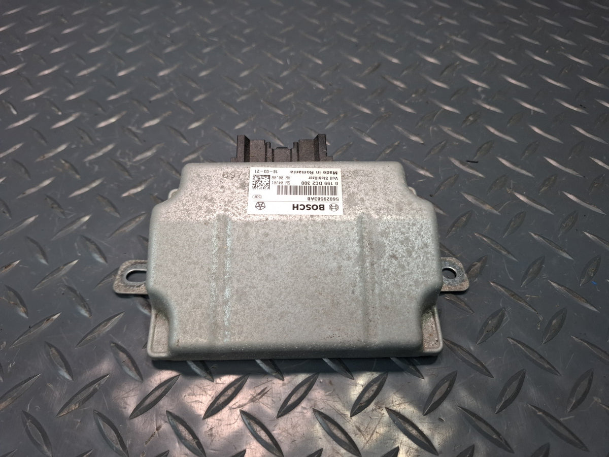 2017-2020 Maserati Levante M161 Voltage Inverter Stabilizer Control Module