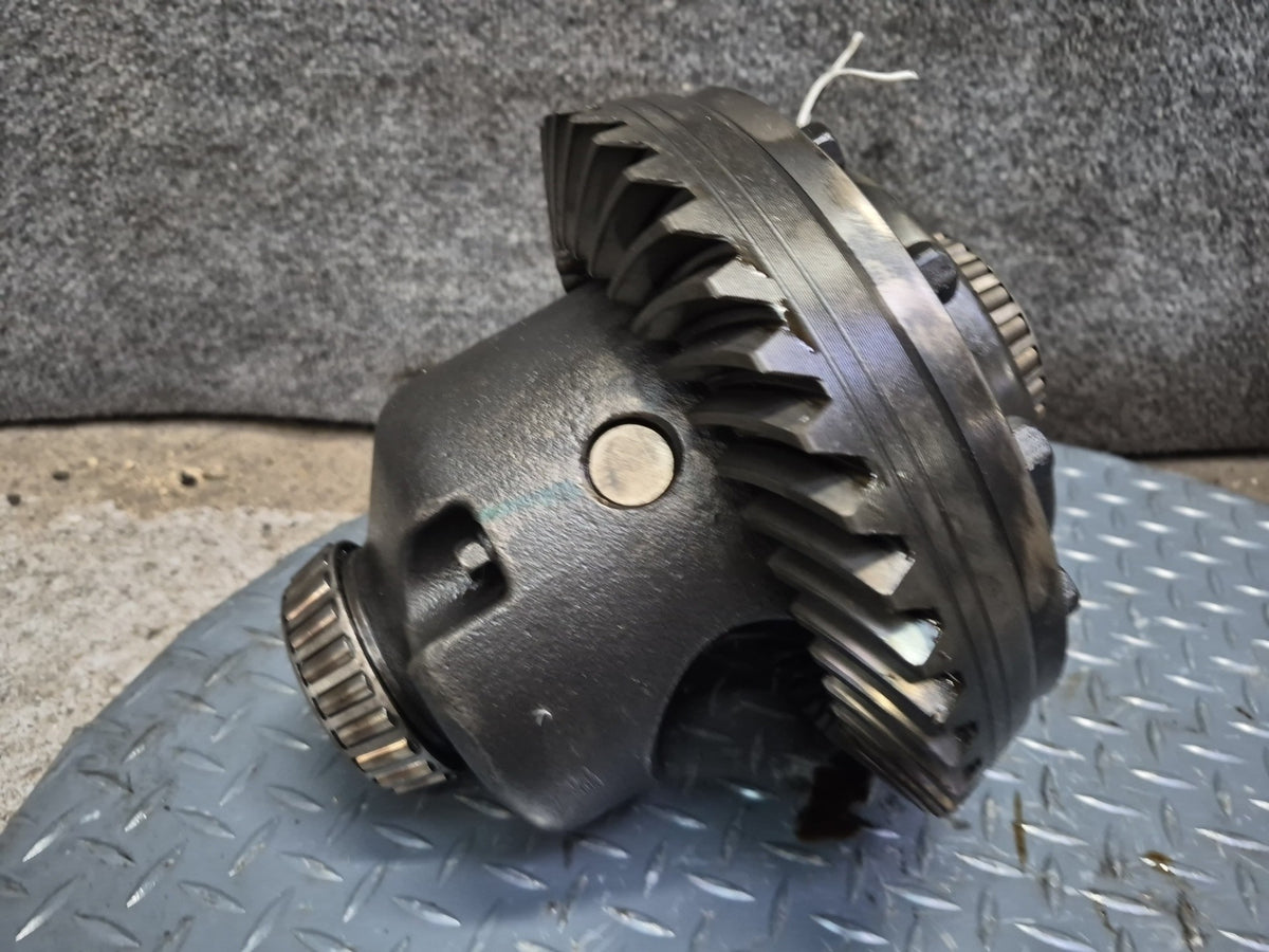 2006-2007 Hummer H2 Rear Differential 4.10 Ratio Ring & Pinion Gear Set