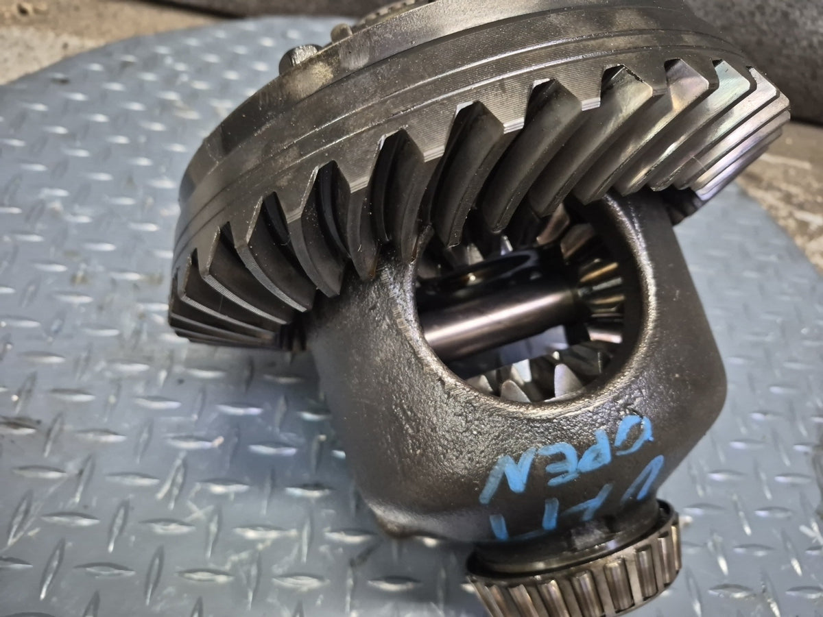 2006-2007 Hummer H2 Rear Differential 4.10 Ratio Ring & Pinion Gear Set