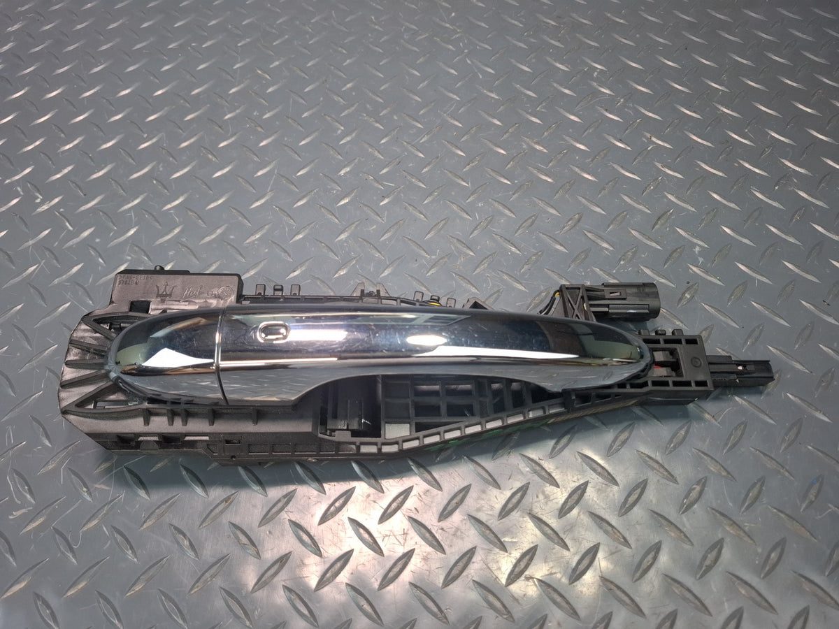 2017-2020 Maserati Levante M161 Rear Left Door Exterior Handle w Keyless Entry