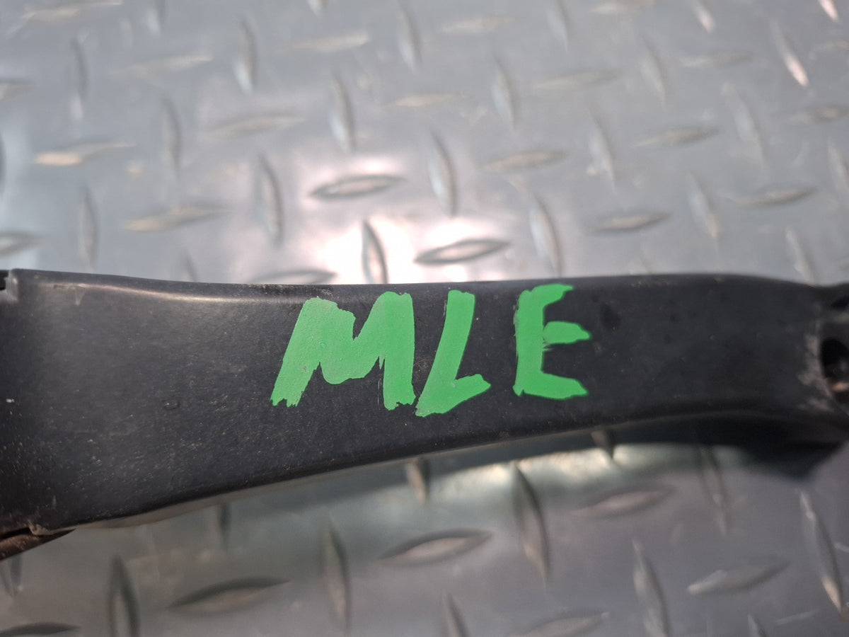 2017-2020 Maserati Levante M161 Front Left Windshield Wiper Arm 670032335