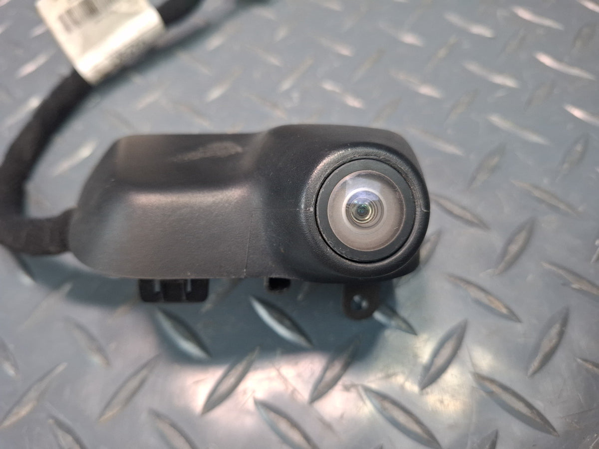 2017-2020 Maserati Levante M161 Rear View Back UP Reverse Camera
