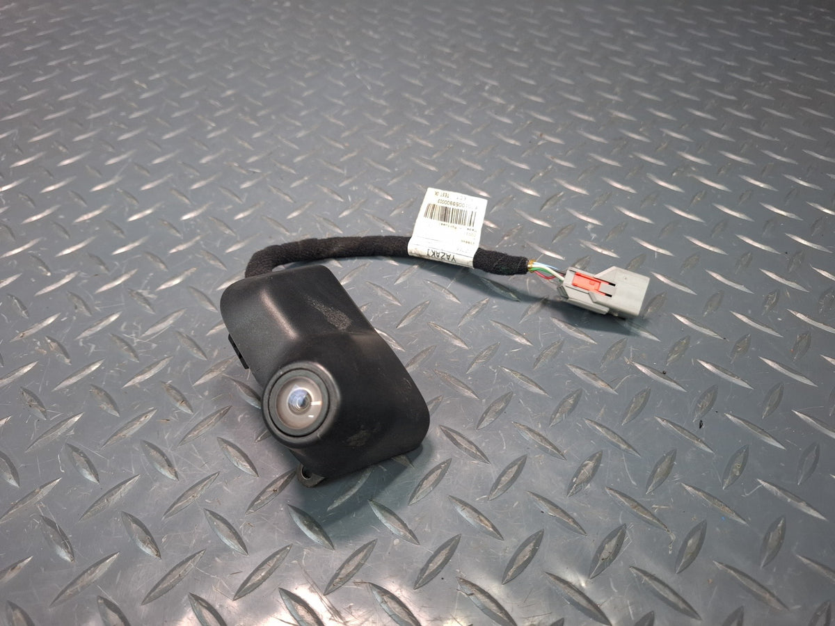 2017-2020 Maserati Levante M161 Rear View Back UP Reverse Camera