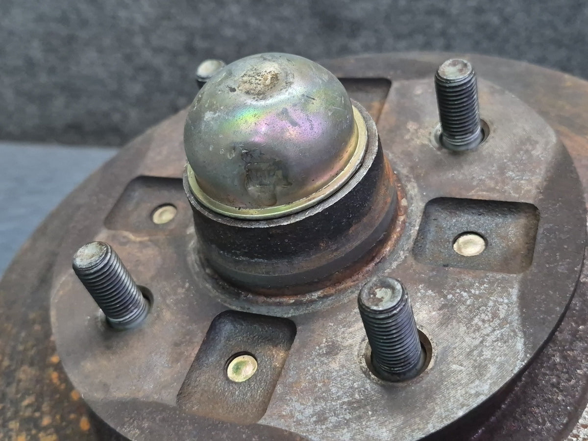 84-88 Toyota Cressida MX73 Front Left Spindle Knuckle Wheel Hub Strut Rotor OEM