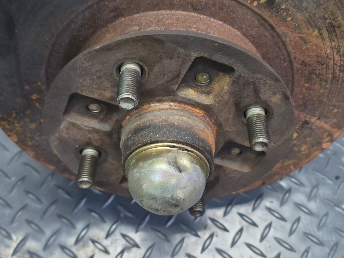 84-88 Toyota Cressida MX73 Front Left Spindle Knuckle Wheel Hub Strut Rotor OEM