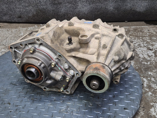 94-95 Toyota Hiace KZH106W 1KZ-TE 4WD A/T A340F Transfer Case Assembly OEM