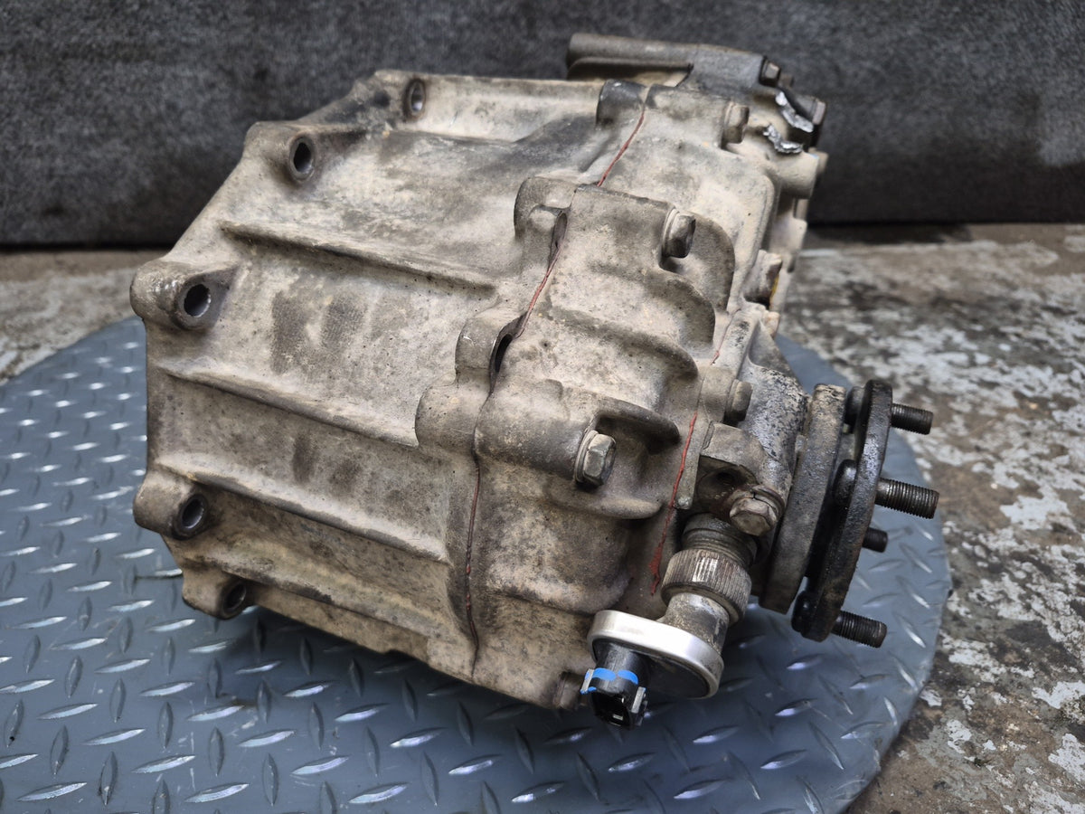 94-95 Toyota Hiace KZH106W 1KZ-TE 4WD A/T A340F Transfer Case Assembly OEM