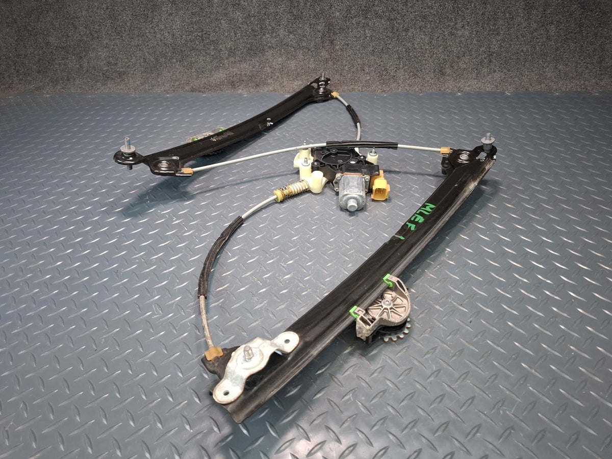 2017-2020 Maserati Levante M161 Front Left Door Window Regulator w Motor
