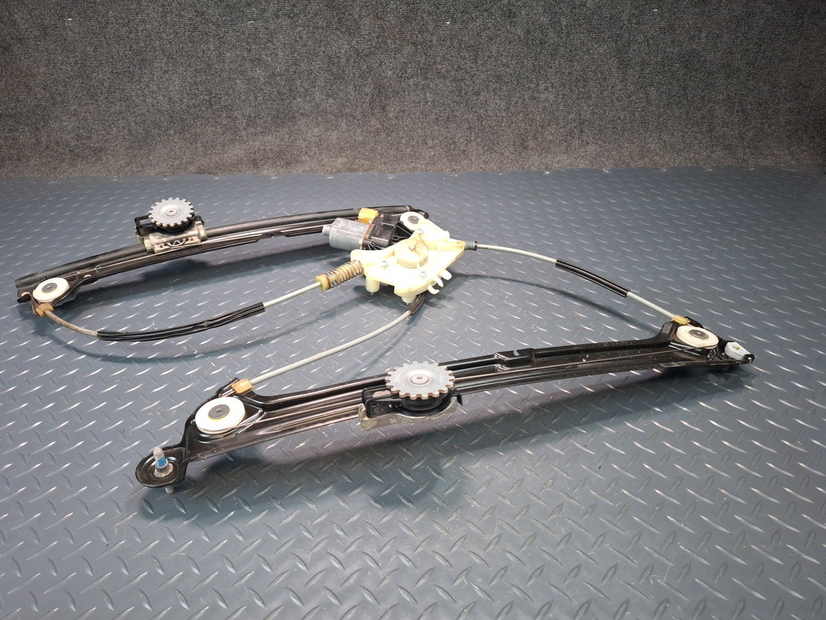 2017-2020 Maserati Levante M161 Front Left Door Window Regulator w Motor
