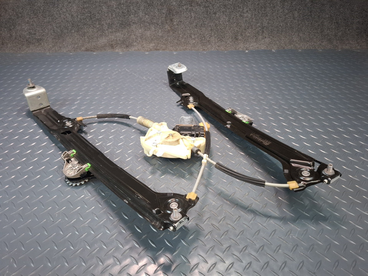2017-2020 Maserati Levante M161 Rear Left Door Window Regulator w Motor OEM