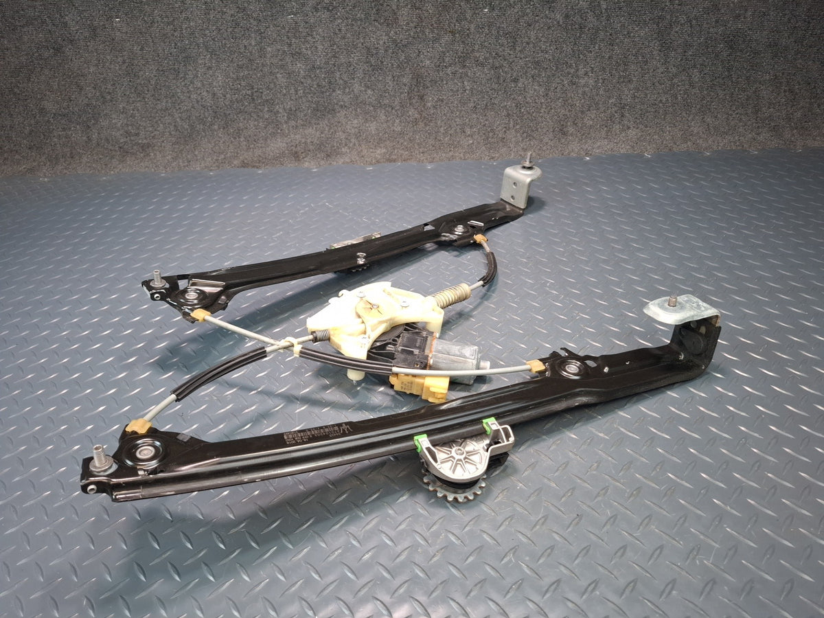 2017-2020 Maserati Levante M161 Rear Left Door Window Regulator w Motor OEM