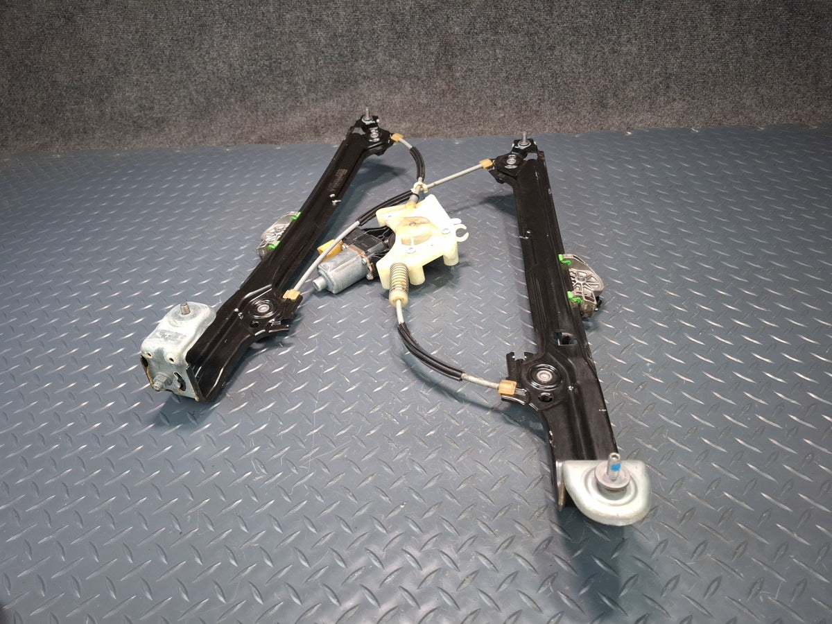 2017-2020 Maserati Levante M161 Rear Left Door Window Regulator w Motor OEM