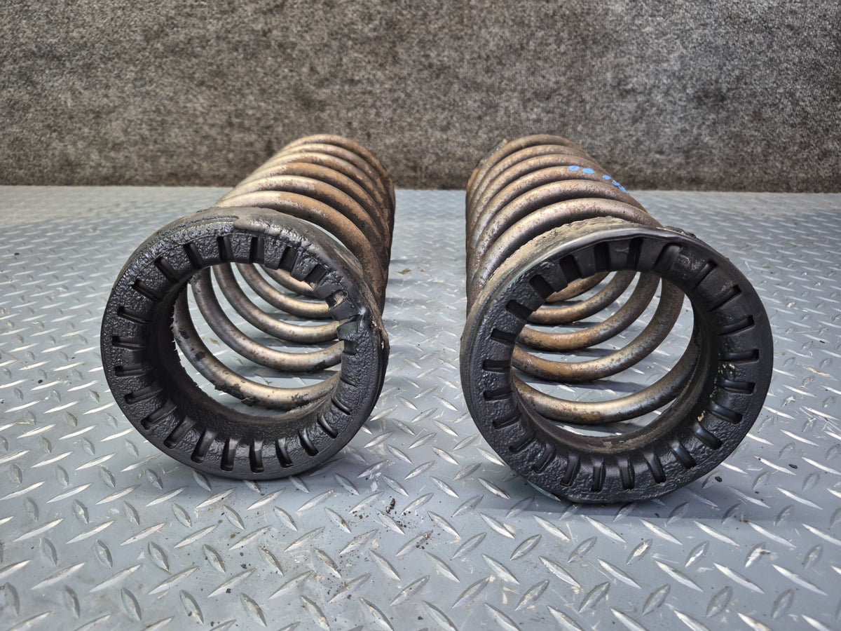 84-86 Toyota Cressida MX73 Sedan Set of 2 Rear Left & Right Coil Spring OEM