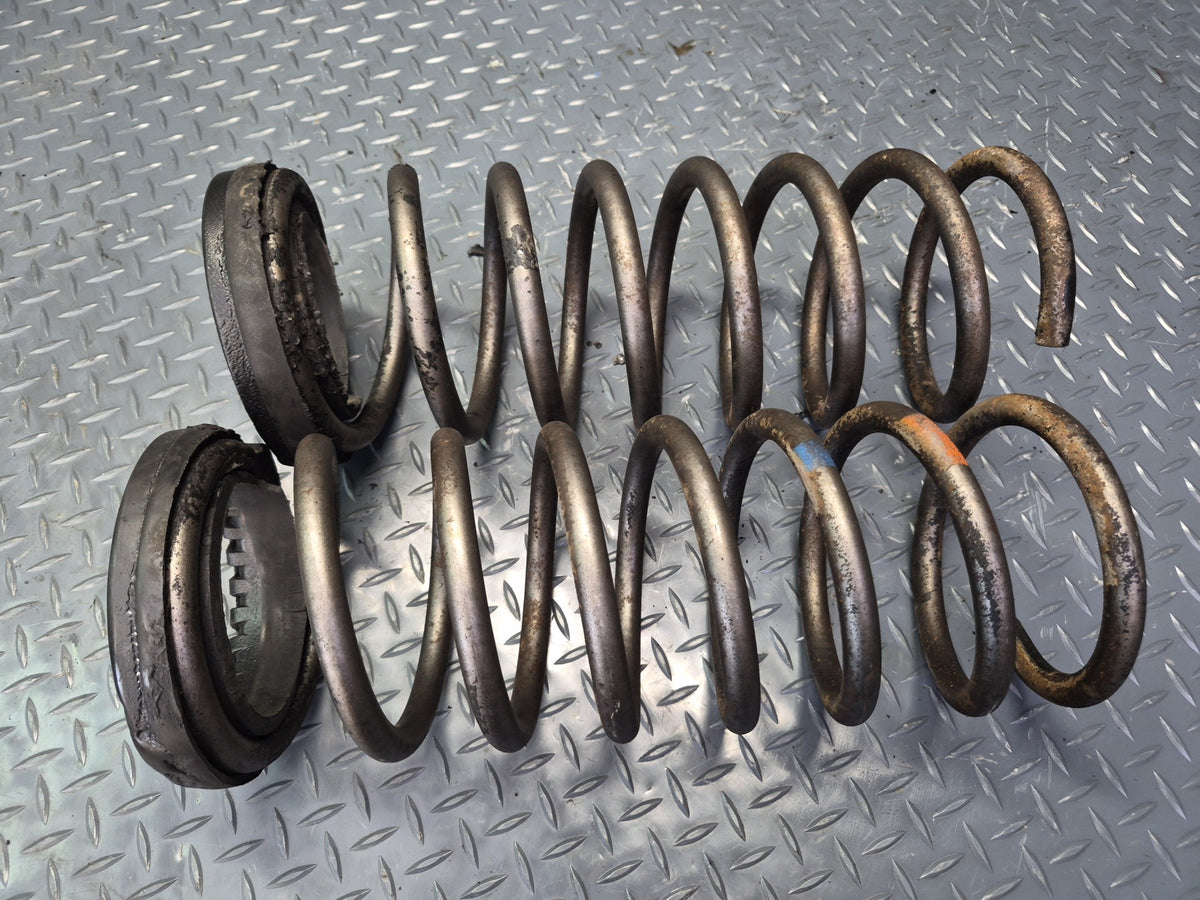 84-86 Toyota Cressida MX73 Sedan Set of 2 Rear Left & Right Coil Spring OEM