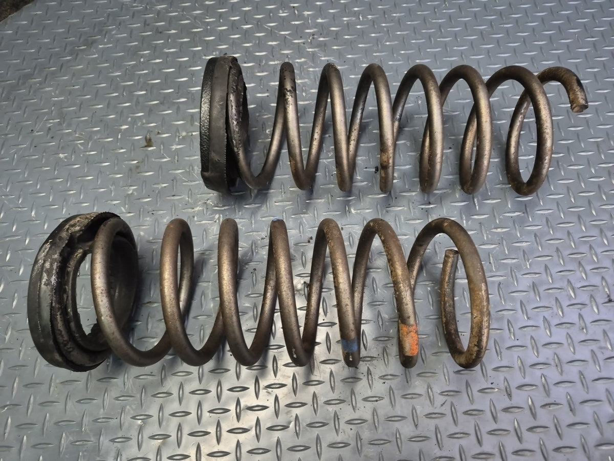 84-86 Toyota Cressida MX73 Sedan Set of 2 Rear Left & Right Coil Spring OEM