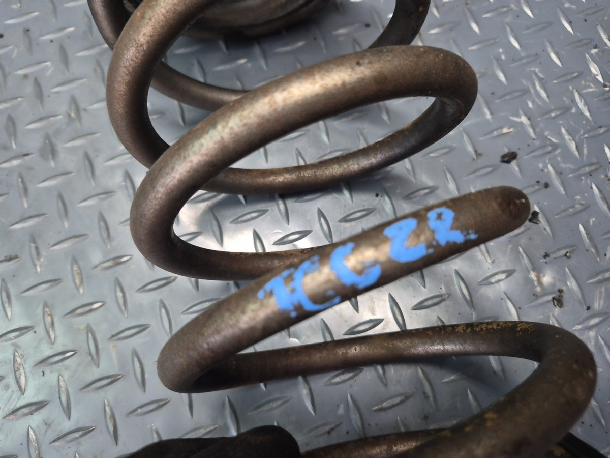 84-86 Toyota Cressida MX73 Sedan Set of 2 Rear Left & Right Coil Spring OEM