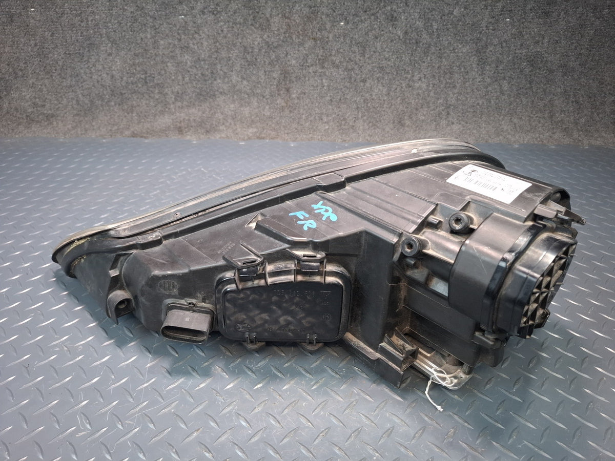 2008-2010 Porsche Cayenne 957 Front Right AFS Xenon HID Headlight Lamp Damaged