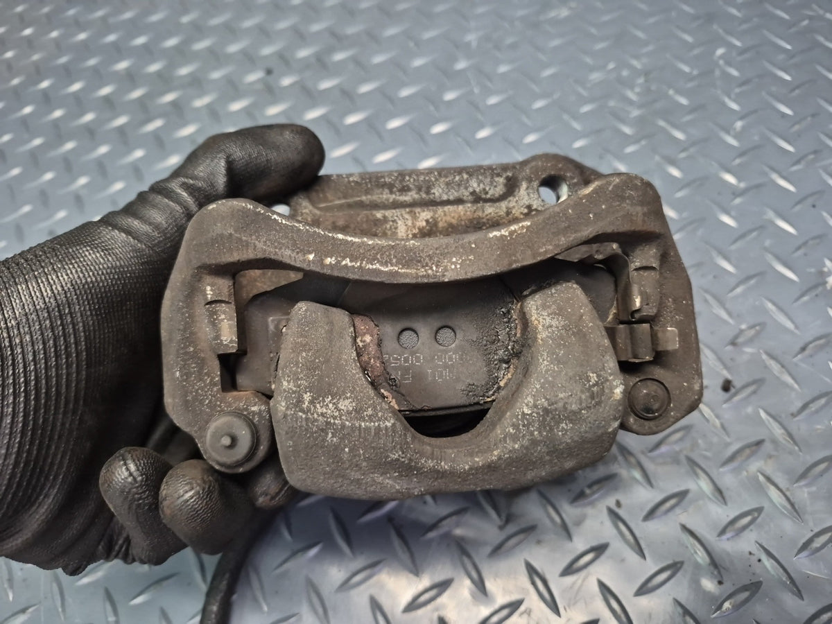 85-88 Toyota Cressida MX73 Set of 2 Front Left & Right Brake Caliper OEM