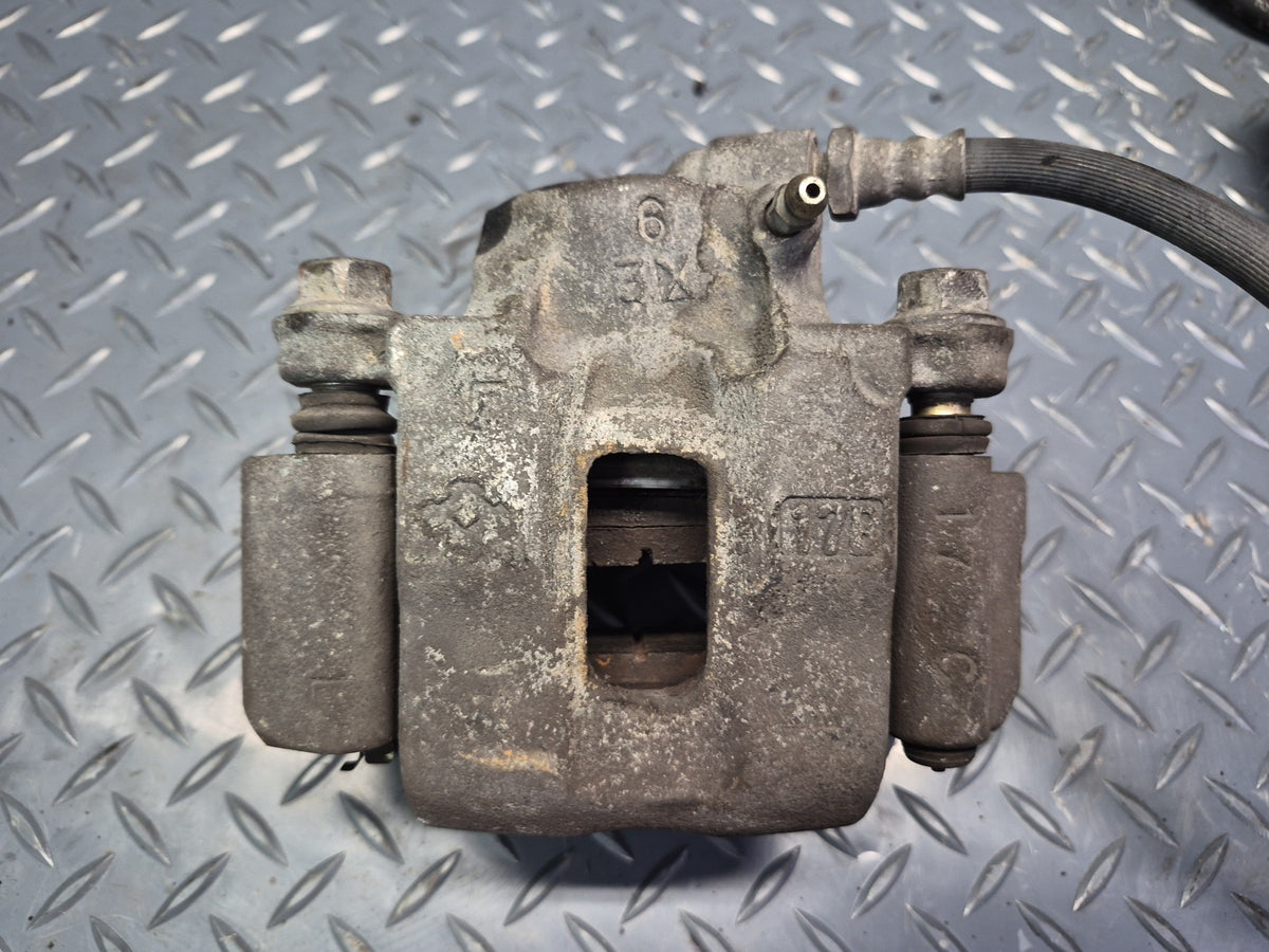85-88 Toyota Cressida MX73 Set of 2 Front Left & Right Brake Caliper OEM