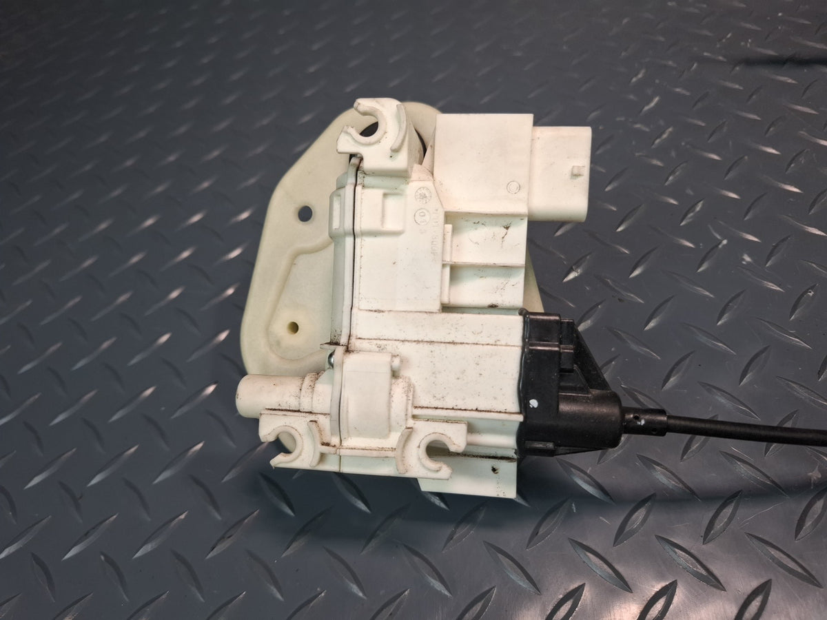 2017-2020 Maserati Levante M161 Front Left Door Lock Latch Actuator Soft Close