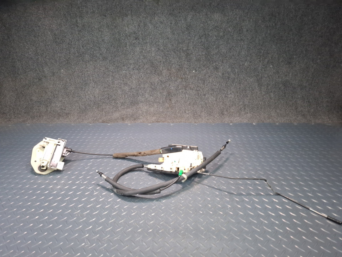 2017-2020 Maserati Levante M161 Rear Right Door Lock Latch Actuator Soft Close