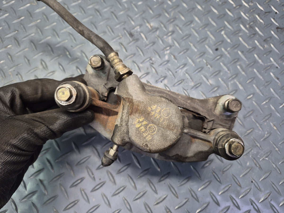 84-88 Toyota Cressida MX73 Set of 2 Rear Left & Right Brake Caliper OEM
