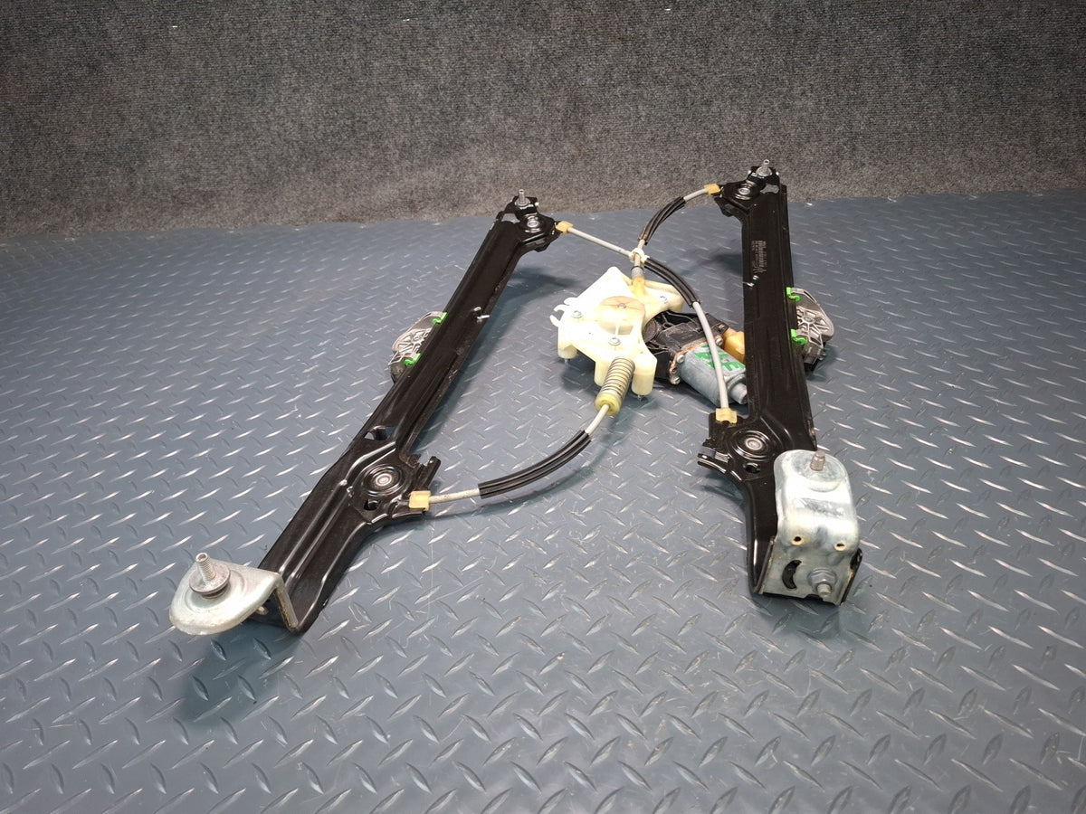 2017-2020 Maserati Levante M161 Rear Right Door Window Regulator w Motor OEM