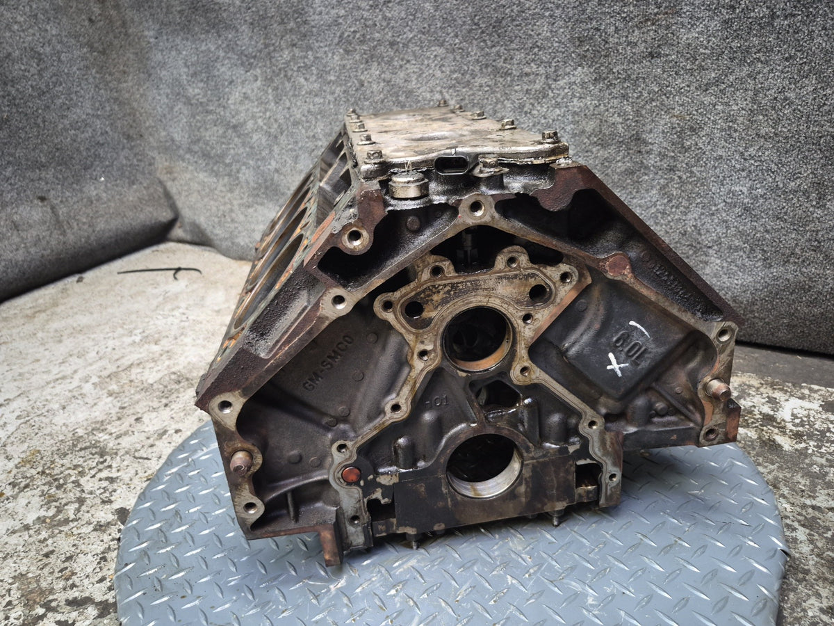 2003-2007 Hummer H2 6.0L LQ4 Engine Motor Block W/ Oil Stick