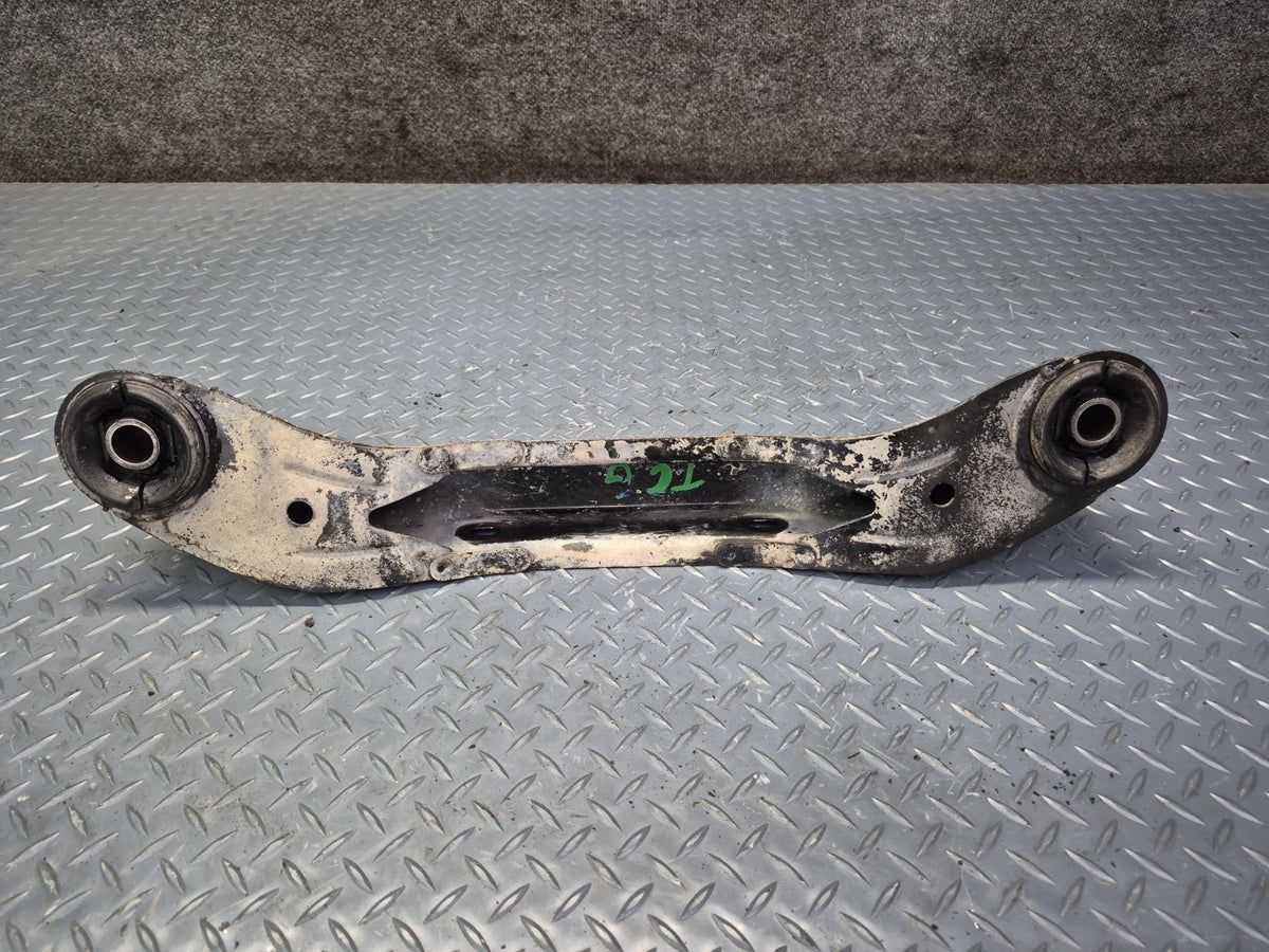 84-88 Toyota Cressida MX73 Sedan Rear Differential Carrier Mount Support OEM