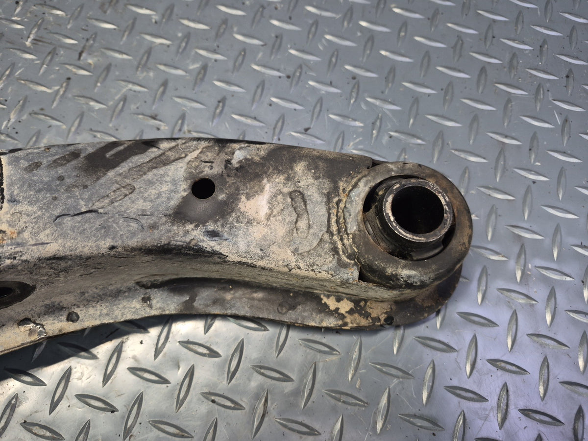 84-88 Toyota Cressida MX73 Sedan Rear Differential Carrier Mount Support OEM